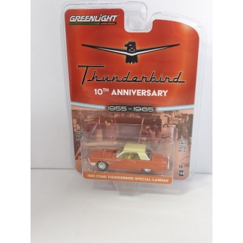 Greenlight 1:64 Ford Thunderbird Special Landau 1965